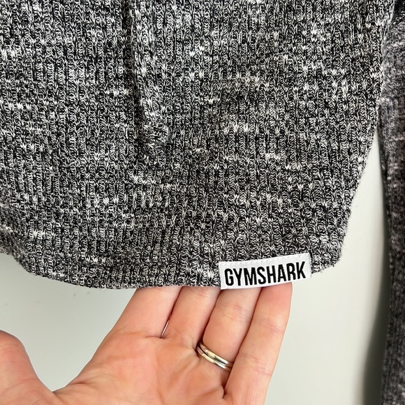 Gymshark Cropped Hoodie size small - Picture 2 of 5